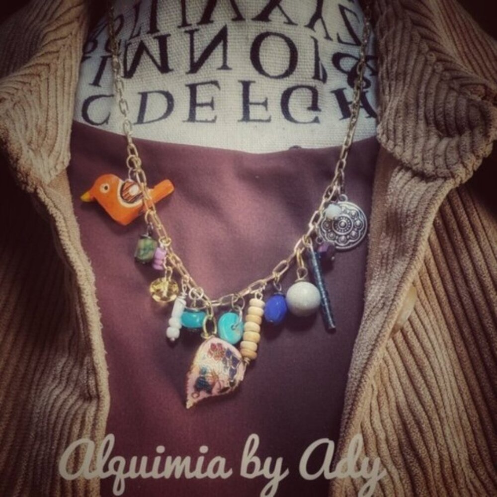 Colorful charms necklace - Picture 2 of 3